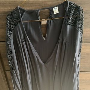 Old Navy long designed sleeve; size XXL